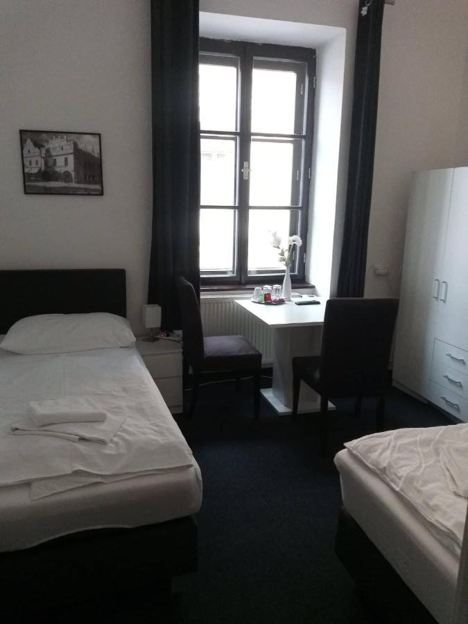 Hotel Bily Konicek Třeboň Dış mekan fotoğraf